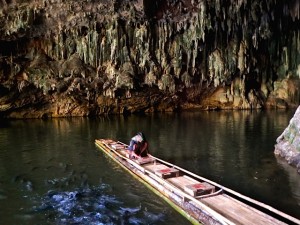 Tham Lod Caves